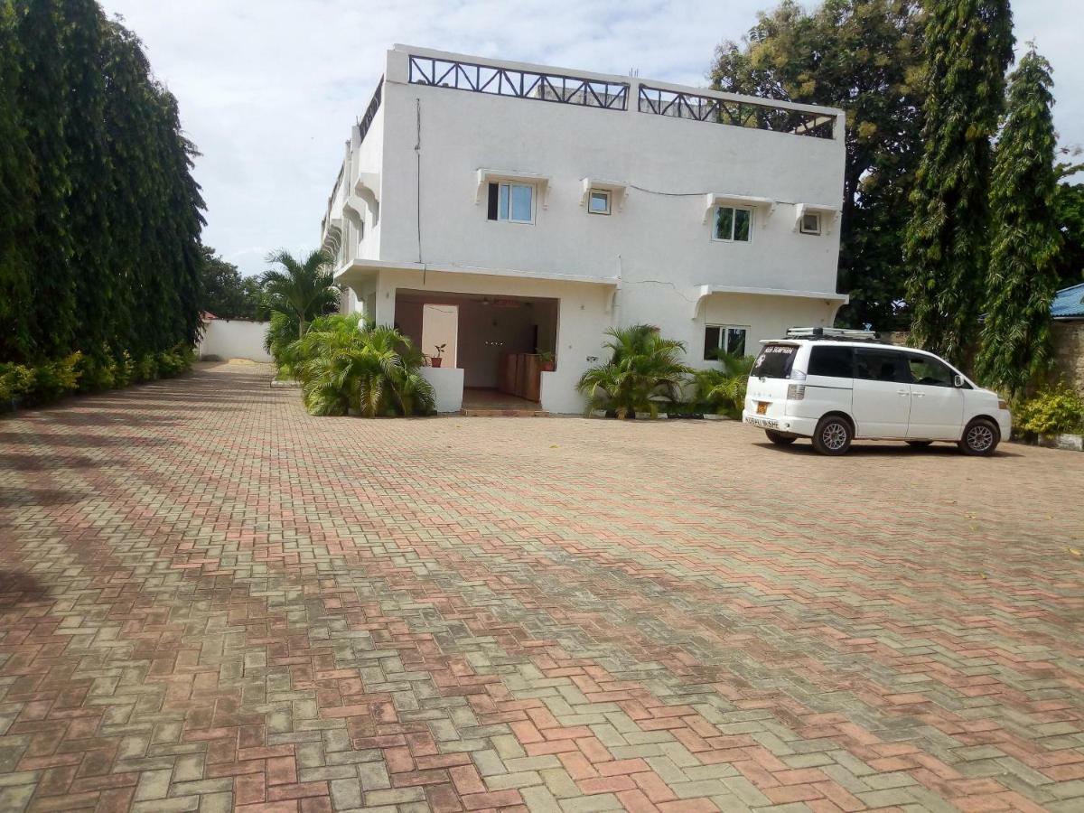 Prestige Holiday Resort Malindi Eksteriør bilde